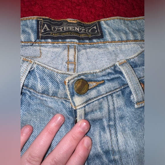 ‼️VINTAGE Women’s Paris Sport Club Button Up Shorts ‼️ - Picture 2 of 5